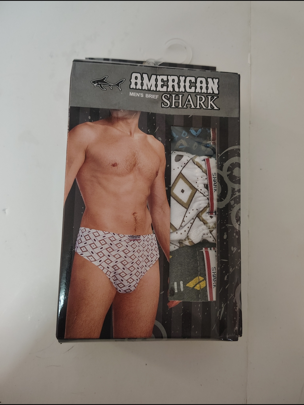 Men’s Retro Low Rise Briefs - Assorted Print white and navy 3 Pack - Size 36-38